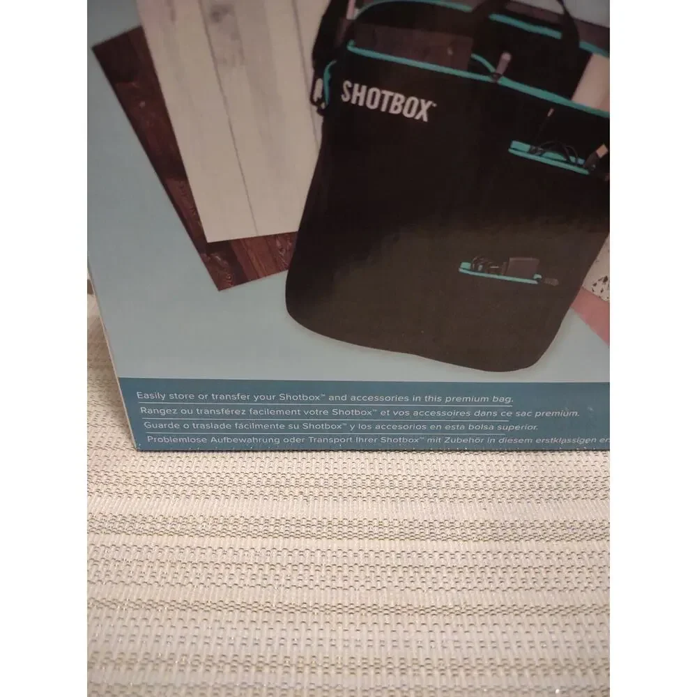 New open box We R Memory Keepers ShotBox Premium Storage Bag 6 pockets strap